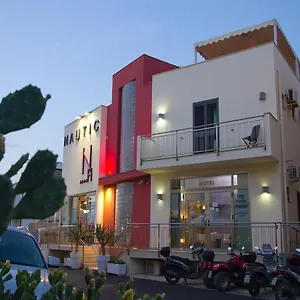 Nautic Hotel